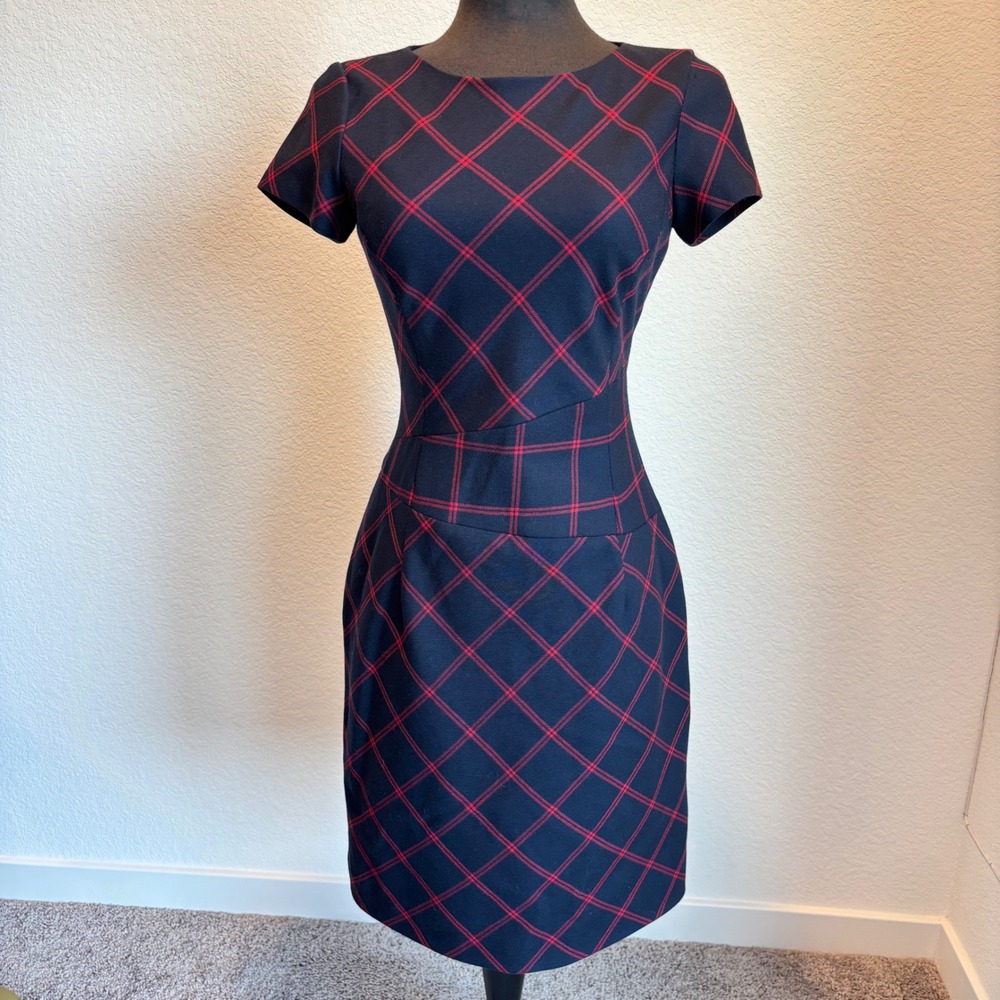 Brooks Brothers Red Fleece Navy Red Plaid Sheath Dress Short Sleeve Size 2